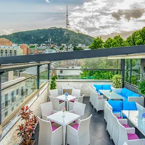 5* Otel River Side